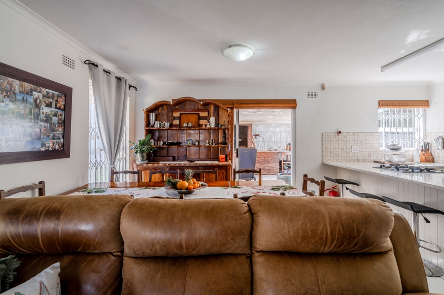 4 Bedroom Property for Sale in Northshore Western Cape